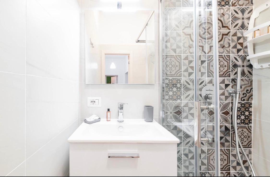 Relais Borbonico Apartment Naples Luaran gambar