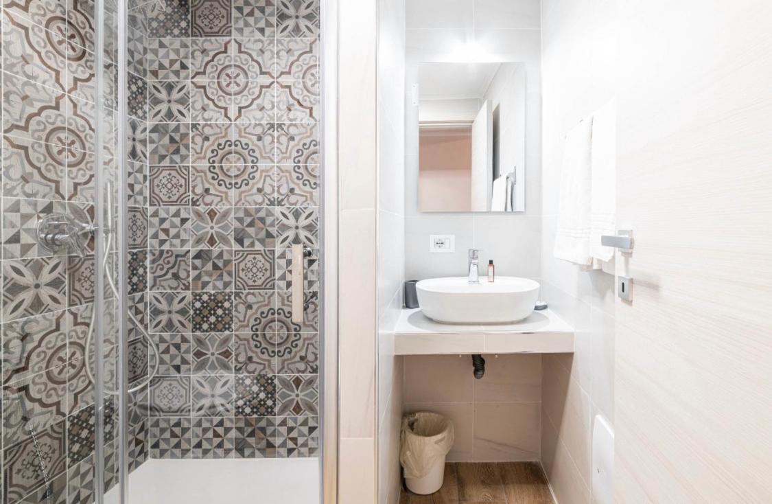 Relais Borbonico Apartment Naples Luaran gambar